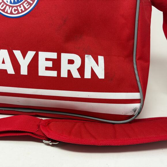 FC Bayern Flap top Messenger Bag Football Club Sport Soccer Red - Picture 7 of 8
